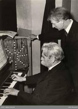 Eivind_Groven_og_Albert_Schweitzer